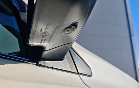Toyota RAV4, 2017 год, 2 350 000 рублей, 20 фотография