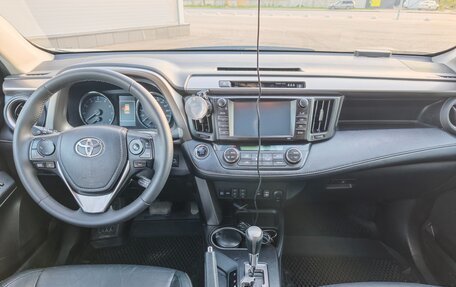 Toyota RAV4, 2017 год, 2 350 000 рублей, 33 фотография