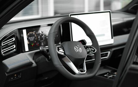 Volkswagen Tiguan, 2026 год, 4 999 000 рублей, 15 фотография