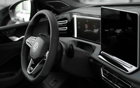 Volkswagen Tiguan, 2026 год, 4 999 000 рублей, 21 фотография
