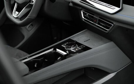 Volkswagen Tiguan, 2026 год, 4 999 000 рублей, 26 фотография
