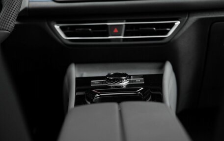 Volkswagen Tiguan, 2026 год, 4 999 000 рублей, 30 фотография