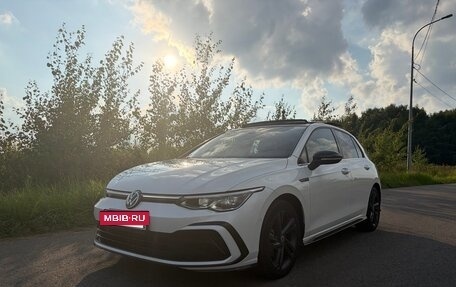 Volkswagen Golf VII, 2021 год, 2 770 000 рублей, 2 фотография