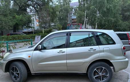Toyota RAV4, 2002 год, 650 000 рублей, 2 фотография