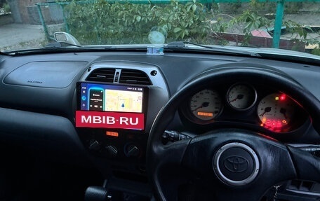 Toyota RAV4, 2002 год, 650 000 рублей, 3 фотография