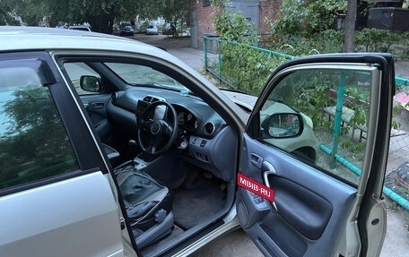 Toyota RAV4, 2002 год, 650 000 рублей, 6 фотография