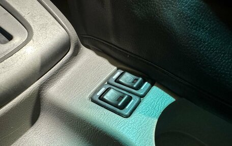 Subaru Forester, 2003 год, 500 000 рублей, 25 фотография