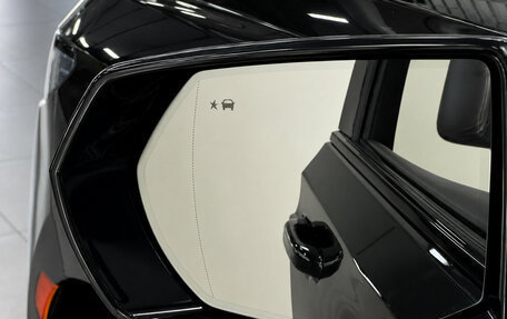 Cadillac Escalade V, 2023 год, 12 995 000 рублей, 16 фотография