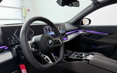 BMW 5 серия, 2025 год, 8 270 000 рублей, 30 фотография