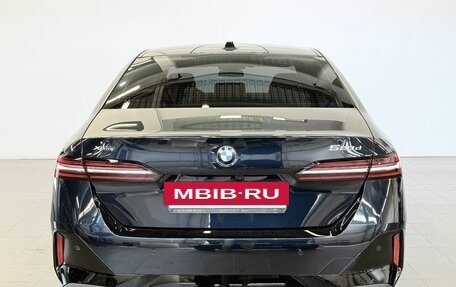 BMW 5 серия, 2025 год, 8 270 000 рублей, 33 фотография