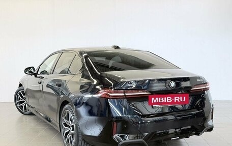 BMW 5 серия, 2025 год, 8 270 000 рублей, 36 фотография