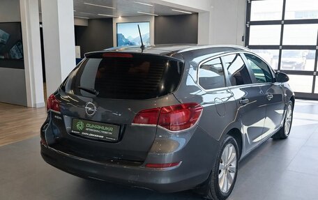 Opel Astra J, 2011 год, 630 000 рублей, 4 фотография