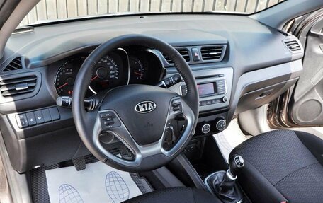 KIA Rio III рестайлинг, 2015 год, 890 000 рублей, 9 фотография