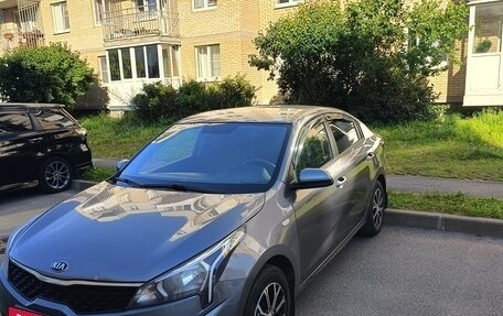 KIA Rio IV, 2020 год, 1 475 000 рублей, 3 фотография