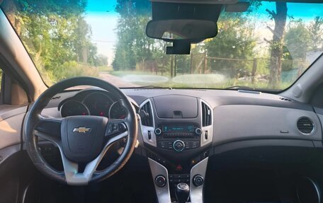 Chevrolet Cruze II, 2013 год, 600 000 рублей, 11 фотография