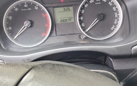 Skoda Fabia II, 2008 год, 450 000 рублей, 14 фотография