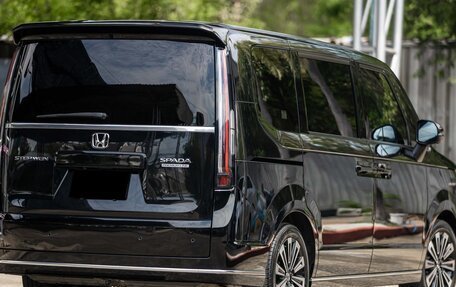 Honda Stepwgn, 2023 год, 2 450 000 рублей, 5 фотография