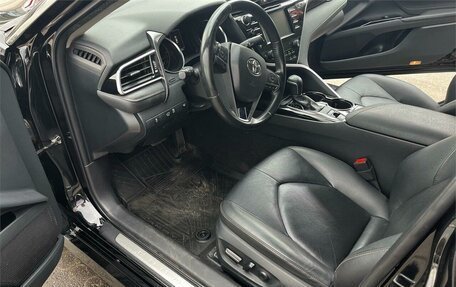 Toyota Camry, 2021 год, 2 199 000 рублей, 3 фотография