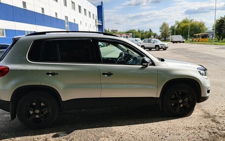 Volkswagen Tiguan I, 2011 год, 920 000 рублей, 9 фотография