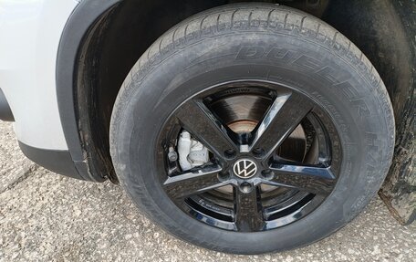 Volkswagen Tiguan I, 2011 год, 920 000 рублей, 22 фотография