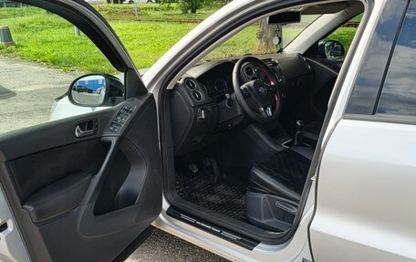 Volkswagen Tiguan I, 2011 год, 920 000 рублей, 14 фотография