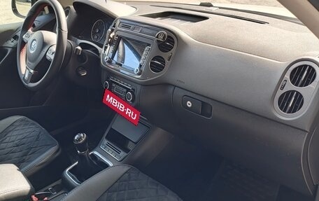 Volkswagen Tiguan I, 2011 год, 920 000 рублей, 19 фотография