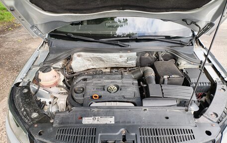Volkswagen Tiguan I, 2011 год, 920 000 рублей, 21 фотография
