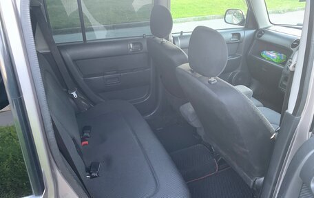 Toyota bB I рестайлинг, 2002 год, 495 000 рублей, 13 фотография