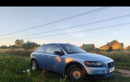 Volvo C30 I рестайлинг, 2008 год, 600 000 рублей, 8 фотография