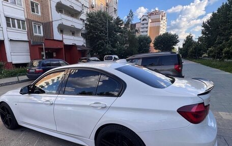 BMW 3 серия, 2017 год, 2 500 000 рублей, 3 фотография