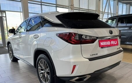 Lexus RX IV рестайлинг, 2016 год, 3 350 000 рублей, 4 фотография