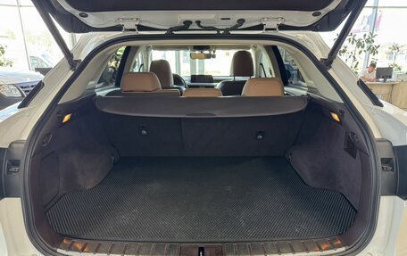 Lexus RX IV рестайлинг, 2016 год, 3 350 000 рублей, 12 фотография