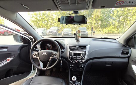 Hyundai Solaris II рестайлинг, 2014 год, 720 000 рублей, 8 фотография