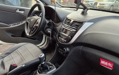 Hyundai Solaris II рестайлинг, 2014 год, 720 000 рублей, 9 фотография