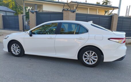 Toyota Camry, 2018 год, 2 150 000 рублей, 3 фотография