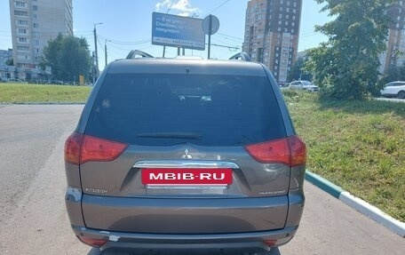 Mitsubishi Pajero Sport II рестайлинг, 2011 год, 1 500 000 рублей, 6 фотография