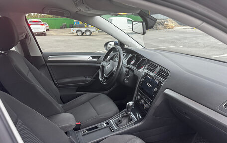 Volkswagen Golf VII, 2018 год, 1 600 000 рублей, 11 фотография