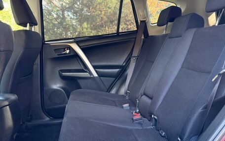 Toyota RAV4, 2016 год, 2 195 000 рублей, 11 фотография