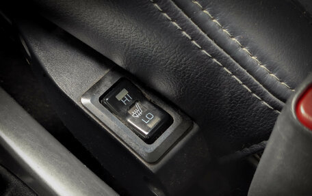 Mitsubishi Outlander III рестайлинг 3, 2010 год, 1 099 900 рублей, 14 фотография