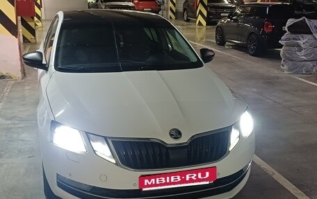 Skoda Octavia, 2019 год, 1 300 000 рублей, 4 фотография