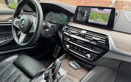 BMW 5 серия, 2019 год, 4 490 000 рублей, 11 фотография