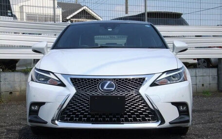 Lexus CT I рестайлинг, 2020 год, 1 699 000 рублей, 5 фотография