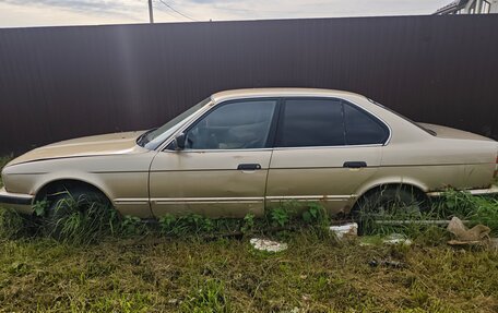 BMW 5 серия, 1990 год, 140 000 рублей, 2 фотография