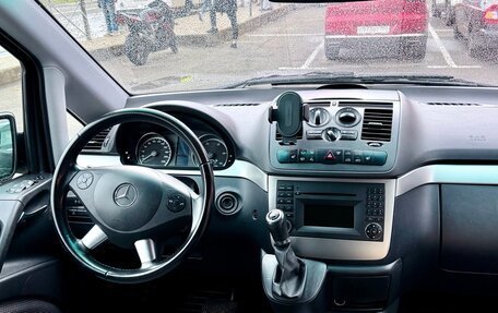 Mercedes-Benz Viano, 2010 год, 2 100 000 рублей, 13 фотография