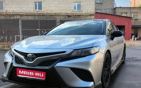 Toyota Camry, 2020 год, 3 700 000 рублей, 3 фотография