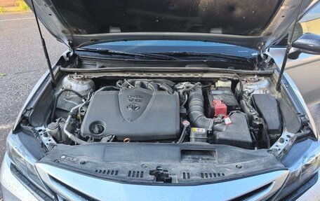 Toyota Camry, 2020 год, 3 700 000 рублей, 10 фотография