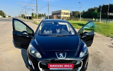 Peugeot 308 II, 2011 год, 760 000 рублей, 2 фотография