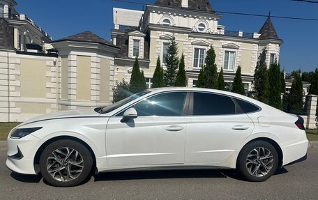 Hyundai Sonata VIII, 2020 год, 1 800 000 рублей, 3 фотография