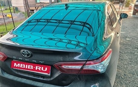 Toyota Camry, 2020 год, 2 450 000 рублей, 3 фотография