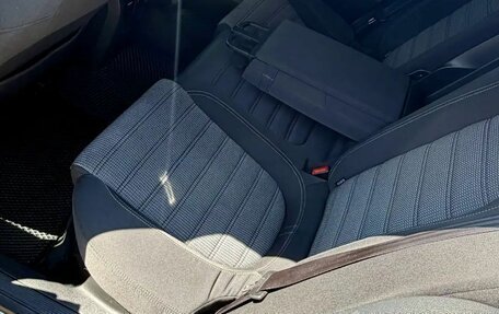 Volkswagen Passat CC I рестайлинг, 2011 год, 1 000 000 рублей, 13 фотография